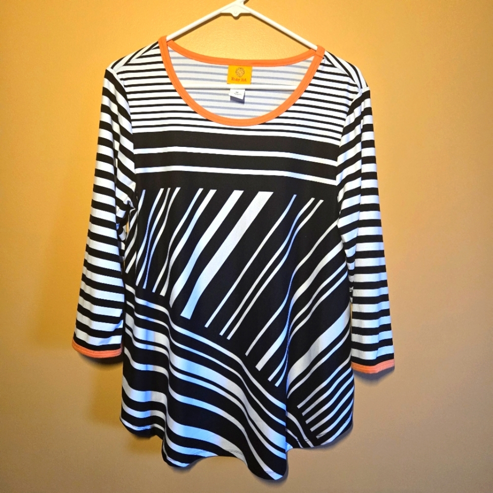 Ruby Rd Asymmetrical Striped Top PTP=19"